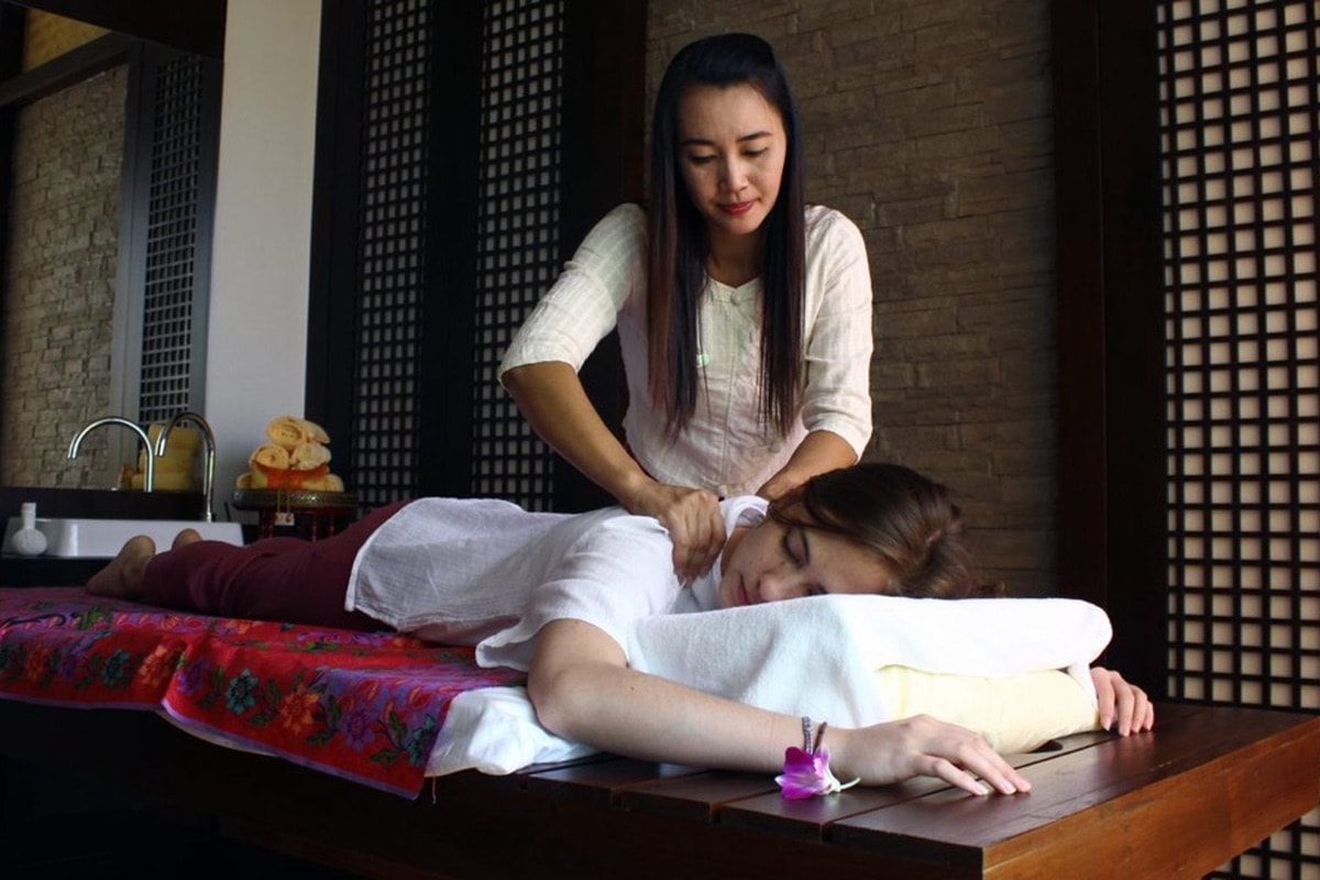 Massage in the wellness center